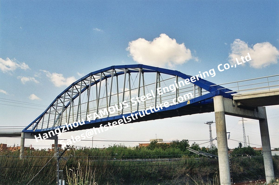 КИТАЙ Долговечный конструктивный стальной мост Продолжительность службы 50 лет Тип палубы Сталь Высота 2,5 м поставщик