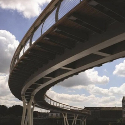 КИТАЙ Мост из стальной коробки с однополосной опорой, мост для пешеходов из стальной коробки с многопролетным проходом поставщик